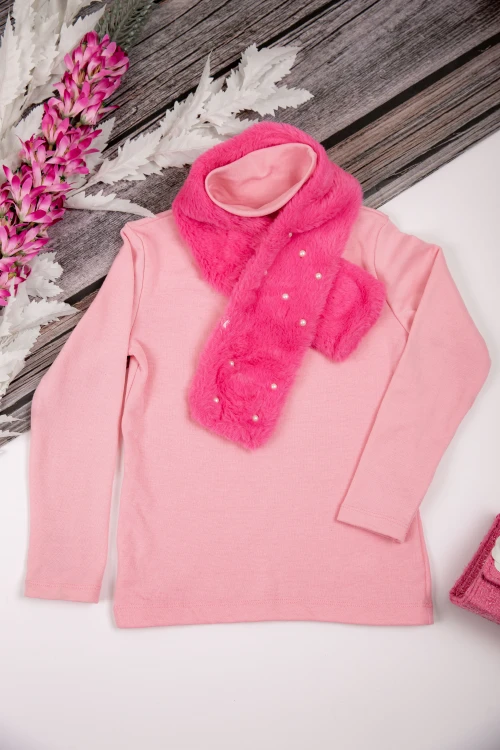 بلوزة أطفال شتوية لون وردي برقبة و أكمام طويلة