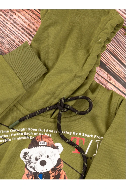 طقم قطعتين أطفال شتوي لون أخضر أكمام طويلة ومطاط بالأسفل مزينة برسومات كرتونية