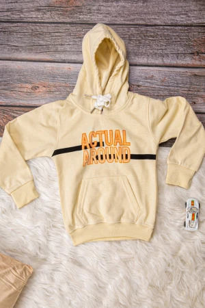 طقم شتوي بناتي أنيق قطعتين لون أحمر  بكتابات من الامأم 