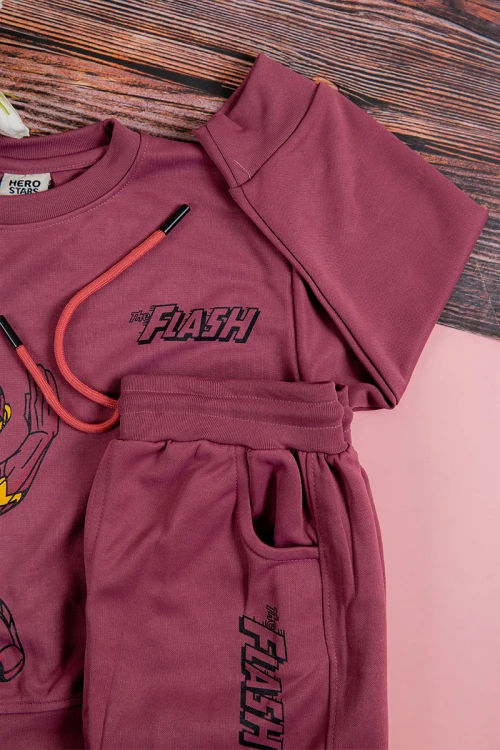 طقم شتوي ولادي  أنيق قطعتين لون عودي  بكتابات من الأمام