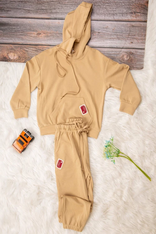 طقم بناتي أنيق قطعتين لون بيج   هودي على الرأس وجيوب من الأمام