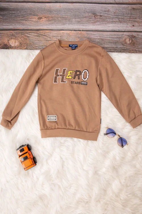 طقم شتوي ولادي  أنيق قطعتين لون بني    بكتابات من الامأم