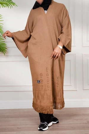 عباية شتوي نسائي تركي أنيقة لون بني مفتوحة من الأمام بتصميم زخرفة 