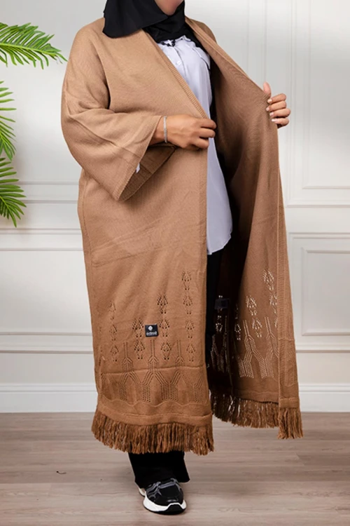 عباية شتوي نسائي تركي أنيقة لون بني مفتوحة من الأمام بتصميم زخرفة