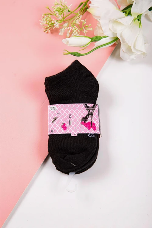 جوارب أطفال لون أسود  كتابة على الجنب عدد ثلاث قطع