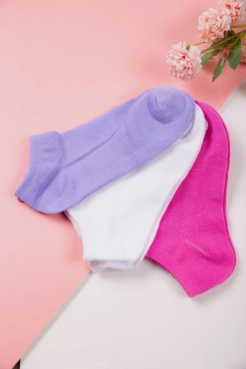 جوارب نسائية ملونة عدد ثلاث قطع