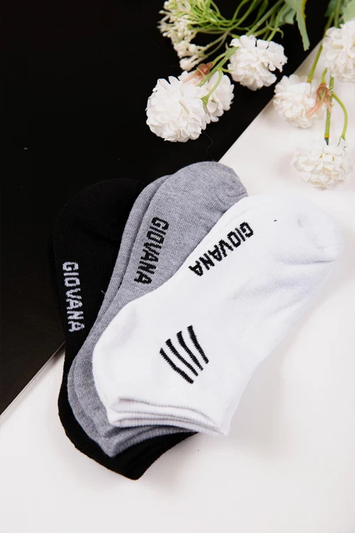 جوارب نسائية سادة و برسومات دوائر نقطية عدد ست قطع