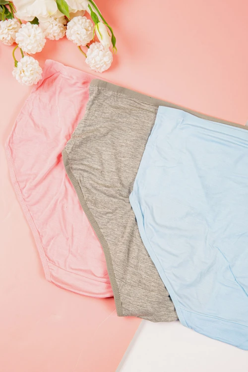 سروال داخلي نسائي متعدد الألوان مجموعة 3 قطع