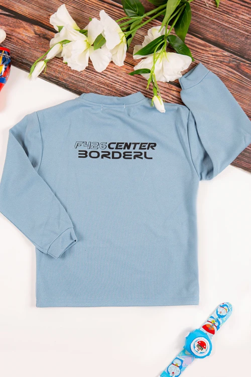 طقم شتوي ولادي أنيق قطعتين لون سماوي بكتابات من الأمام