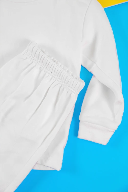 بيجاما أطفال ولادي شتوي قطعتين لون أبيض بأكمام طويلة وبنطلون طويل