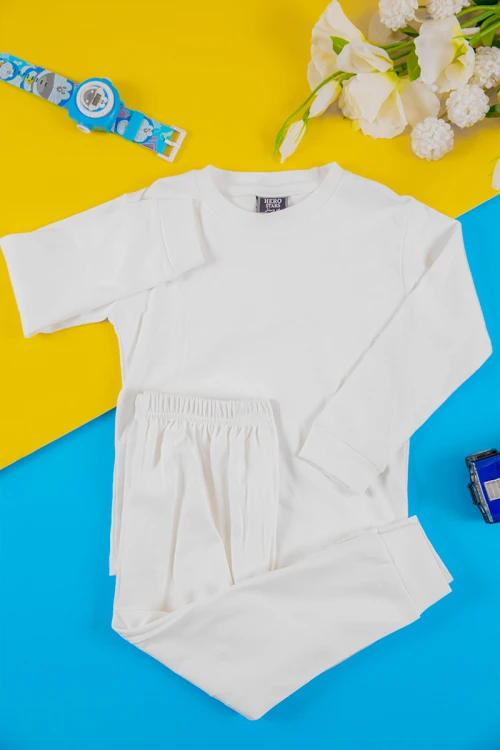 بيجاما أطفال ولادي شتوي قطعتين لون أبيض بأكمام طويلة وبنطلون طويل