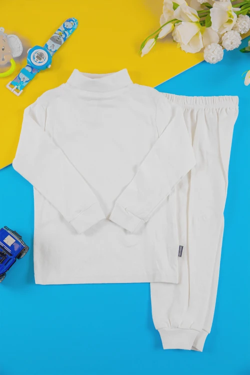 بيجاما أطفال ولادي شتوي قطعتين لون أبيض بأكمام طويلة و ياقة عالية و بنطلون طويل