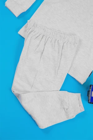 بيجاما أطفال ولادي شتوي قطعتين لون أبيض بأكمام طويلة و ياقة عالية و بنطلون طويل