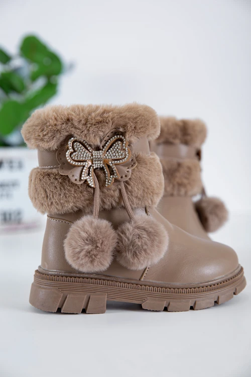 حذاء بوت بناتي شتوي لون بني بطول الكاحل مزين و مبطن بفرو و سحاب جانبي للغلق