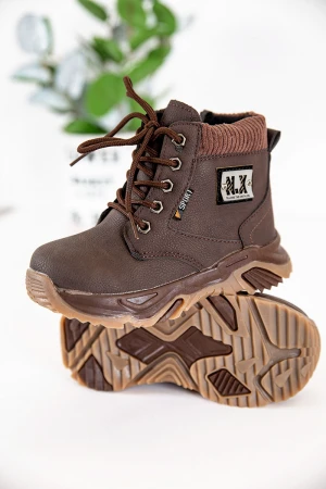 حذاء بوت ولادي شتوي متعدد الألوان مبطن بفرو و بسحاب جانبي للغلق 