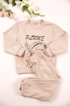 طقم بناتي شتوي قطعتين لون بيج بأكمام طويلة مع بنطلون طويل بزم و رباط على الخصر