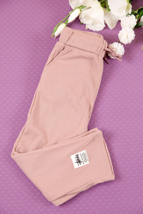 طقم بناتي شتوي قطعتين لون وردي بأكمام طويلة مع بنطلون طويل بزم و رباط على الخصر