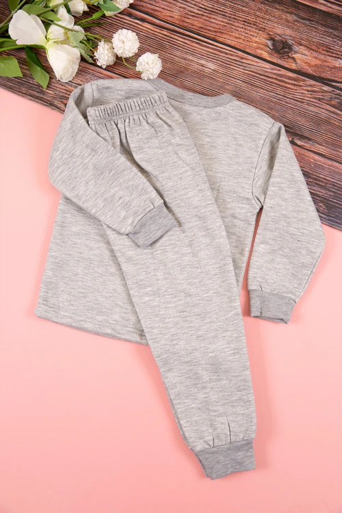 طقم بيجاما بناتي شتوي قطعتين لون رصاصي بأكمام طويلة مع بنطلون طويل بزم