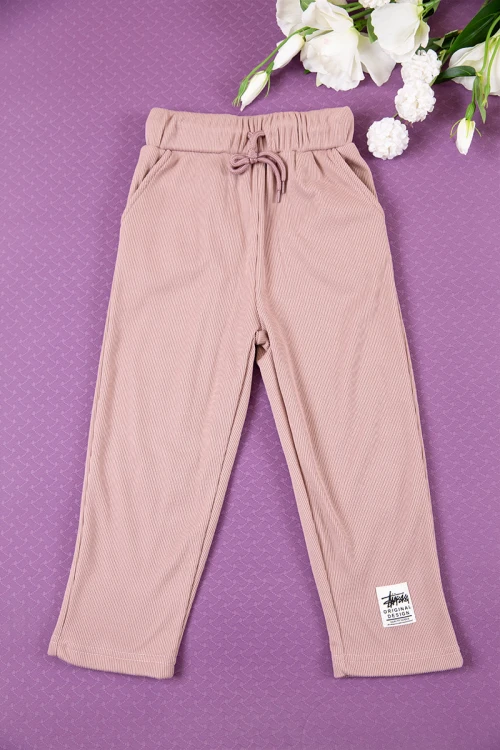 طقم بناتي شتوي قطعتين لون وردي بأكمام طويلة مع بنطلون طويل بزم و رباط على الخصر