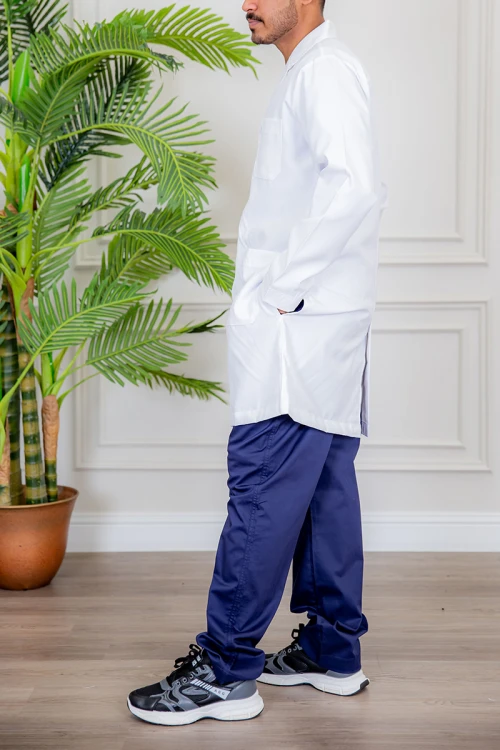 بالطو طبي لاب كوت أبيض قصير بجيوب و أزرار امامية