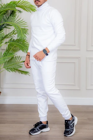 طقم بيجاما رجالي شتوي قطعتين لون أبيض بياقة عالية و أكمام طويلة