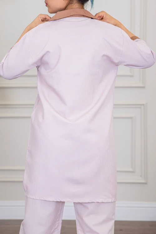 زي عاملة منزلية قطعتين مخطط متعدد الألوان قميص طويل بياقة قصة سبعة و سحاب قصير و جيوب من الأمام