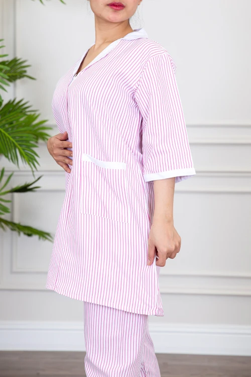 زي عاملة منزلية قطعتين متعدد الألوان قميص طويل بياقة قصة سبعة و بجيوب من الأمام