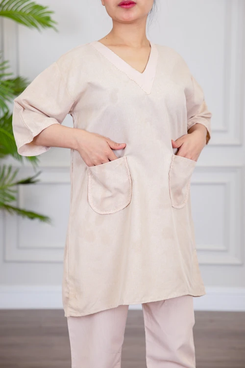 زي عاملة منزلية قطعتين متعدد الألوان قميص طويل بياقة قصة سبعة و بجيوب من الأمام