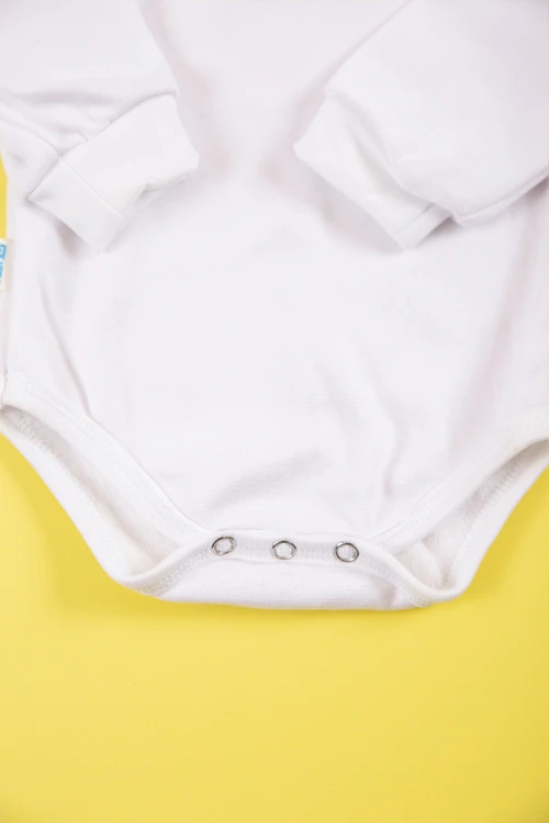 بربتوز بناتي أطفال لون أبيض سادة بياقة دائرية و أكمام طويلة و بأزرار من الأسفل