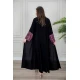 عباية نسائية كشميري أنيقة لون أسود مزينة من الأكمام و أزرار من الأمام مع طرحة