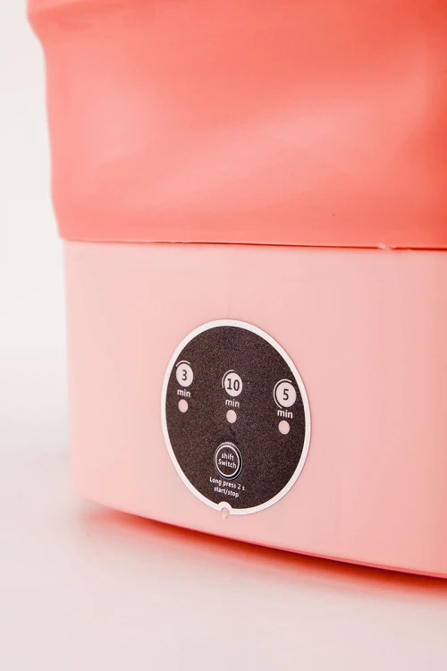 غسالة ملابس متنقلة صغيرة متعددة الألوان قابلة للطي