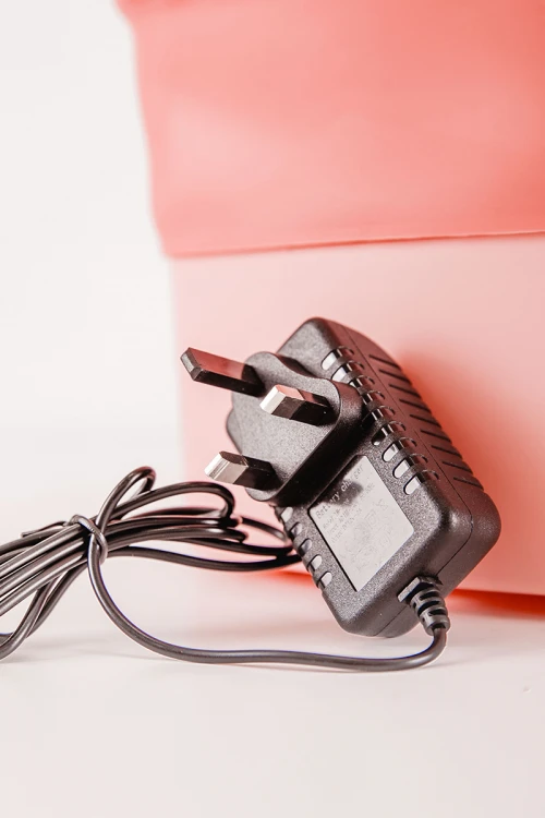 غسالة ملابس متنقلة صغيرة متعددة الألوان قابلة للطي