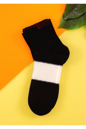 جوارب رجالية وسط لون أسود عدد 3 قطع بخيوط باللون الأحمر من الأعلى 