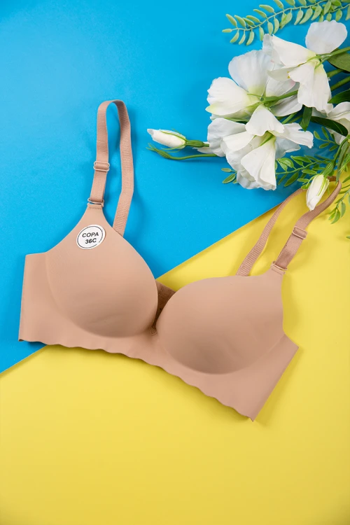 صدرية نسائي مبطّنة لون بيج غامق بأحزمة قابلة للتعديل من الخلف