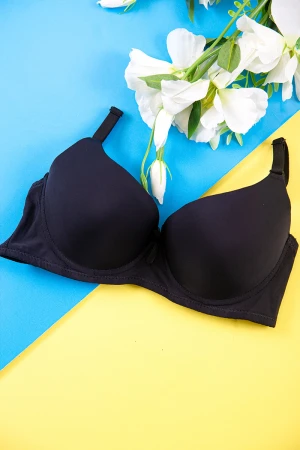 صدرية نسائي مبطنة لون أسود بأحزمة قابلة للتعديل من الخلف