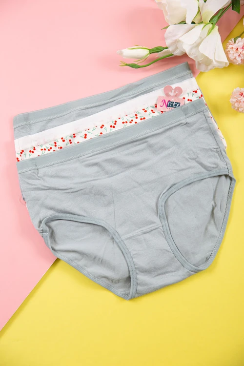 طقم سراويل داخلية نسائية مزينة بطبعات 3 قطع