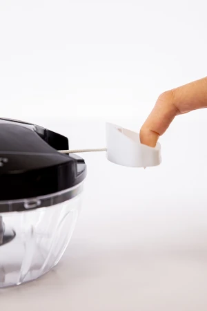 قطاعة خضروات يدوية 3 شفرات لون أسود