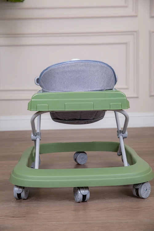 مشاية أطفال متعددة الألوان على شكل سيارة قابلة للطي و مضادة للإنزلاق مع لوح ألعاب