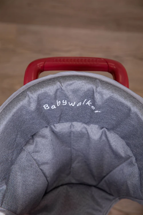 مشاية أطفال متعددة الألوان على شكل سيارة قابلة للطي و مضادة للإنزلاق مع لوح ألعاب