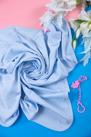 كوفلة أطفال لون سماوي