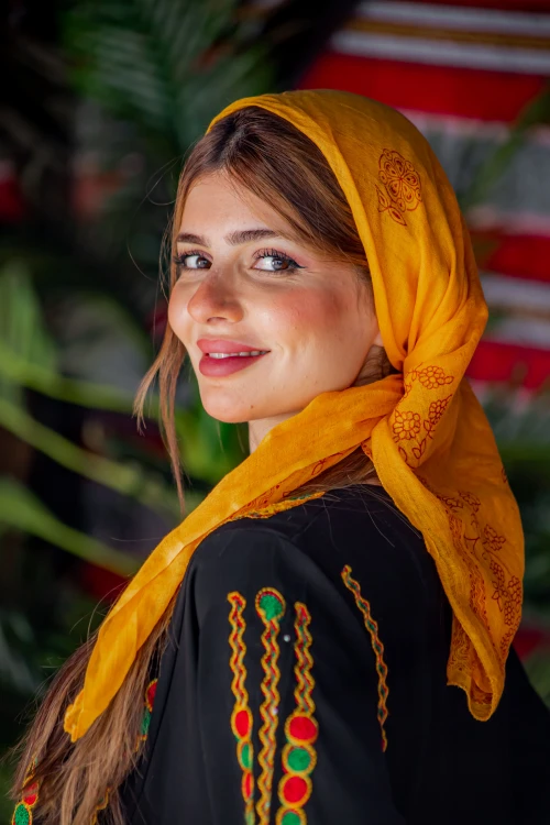 منديل جنوبي عسيري مشجر لون أصفر