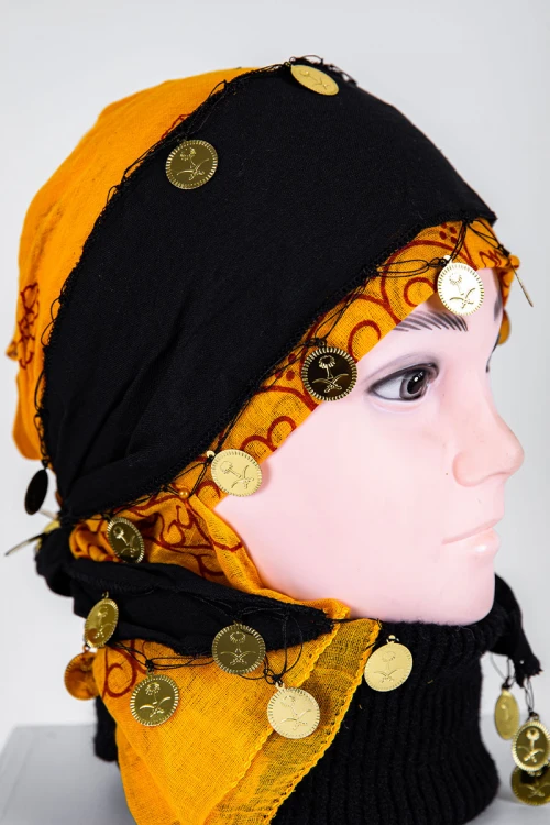 حزام أو ربطة شعر تراثية لون أسود مزينة بجنيهات ذهبية