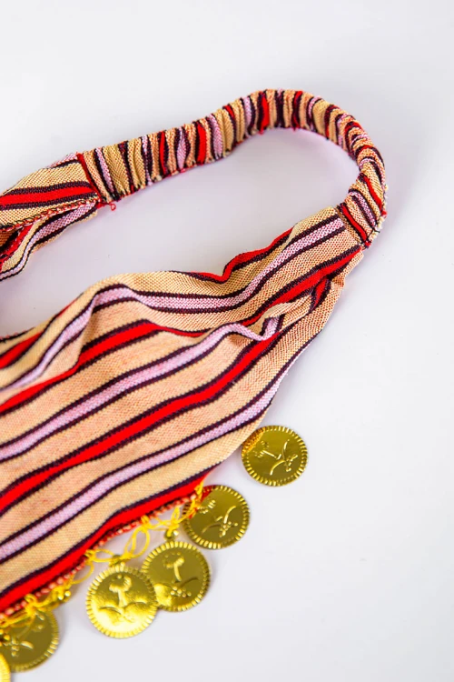 ربطة شعر تراثية ملونة مزينة بجنيهات ذهبية