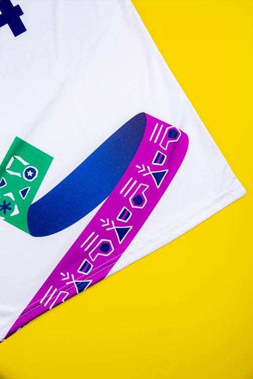 تيشيرت رجالي لون أبيض بهوية استضافة المملكة لكأس العالم 2034