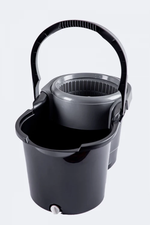 ممسحة أرضية مع دلو مقسّم لجزئين بدوران 360 درجة مع قطعة غيار