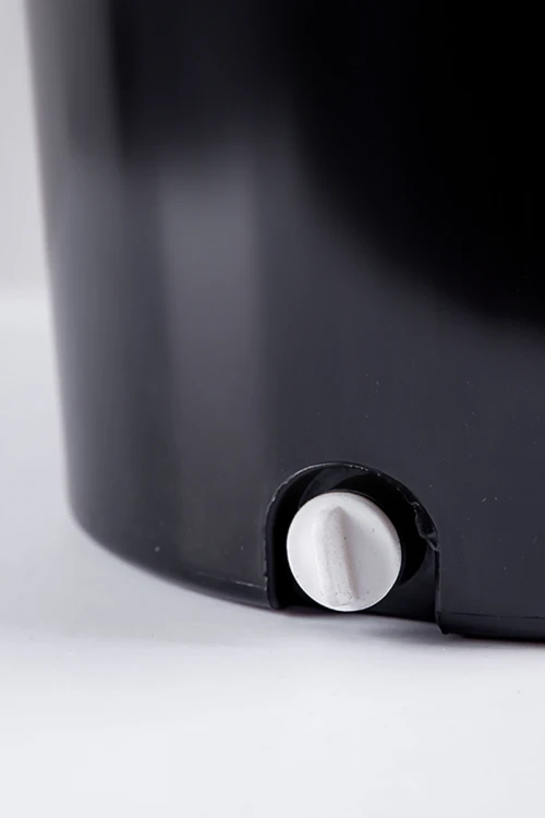 ممسحة أرضية مع دلو مقسّم لجزئين بدوران 360 درجة مع قطعة غيار