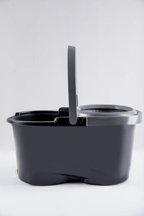 ممسحة أرضية مع دلو مقسّم لجزئين بدوران 360 درجة مع قطعة غيار