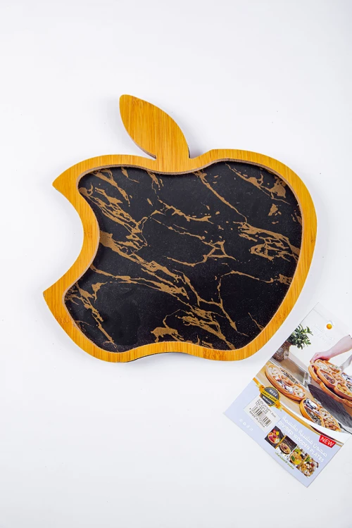 صحن تقديم خشبي لون أسود و ذهبي على شكل تفاحة آيفون