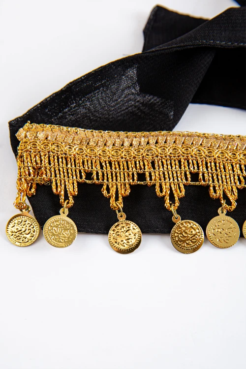 ربطة رأس تراثية لون أسود مزينة بجنيهات ذهبية
