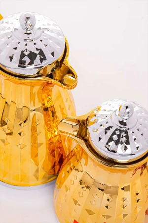 طقم 2 ترامس للقهوة و الشاي لون ذهبي و فضي حافظ للحرارة  بسعة 1.6 لتر